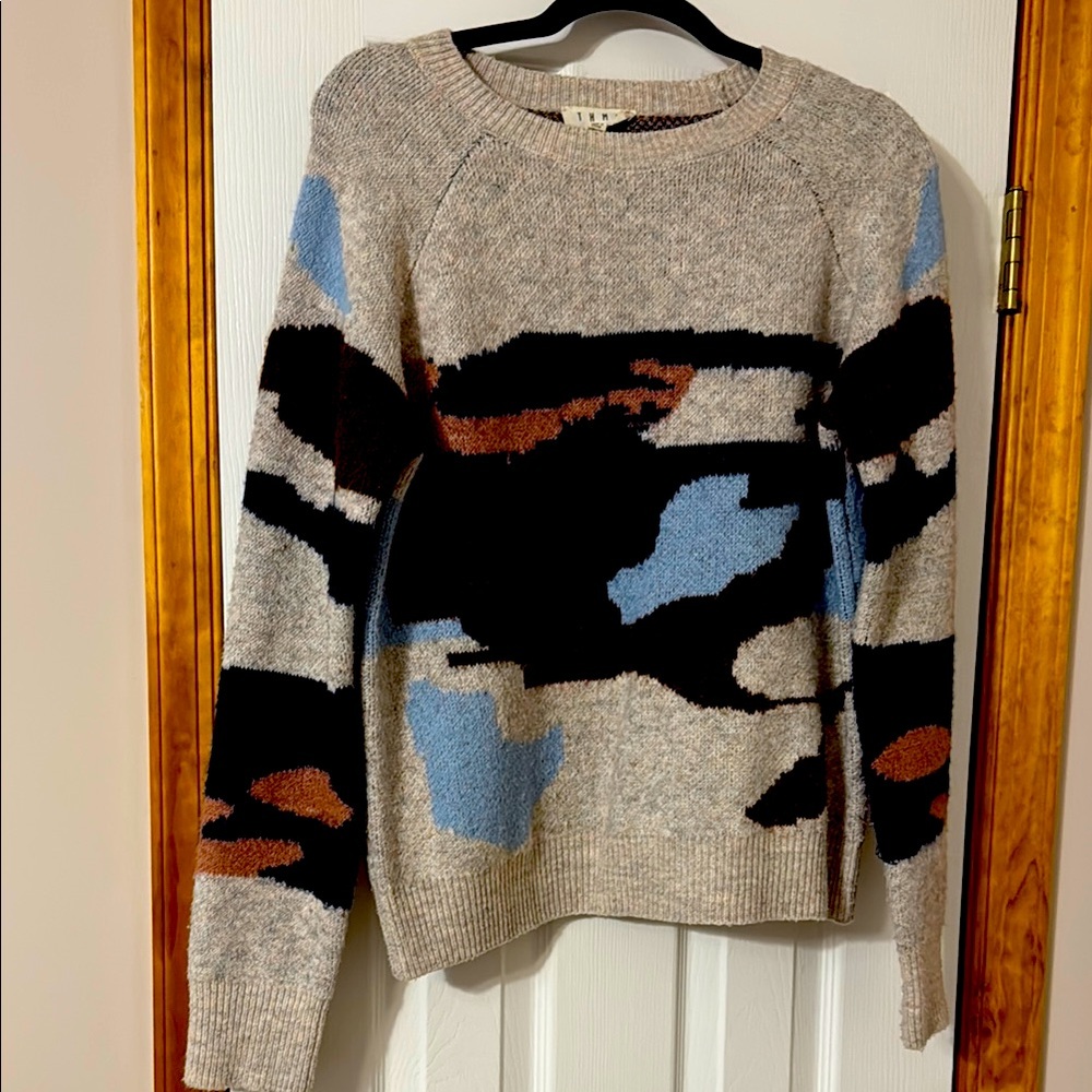 THML Women's Camouflage Sweater